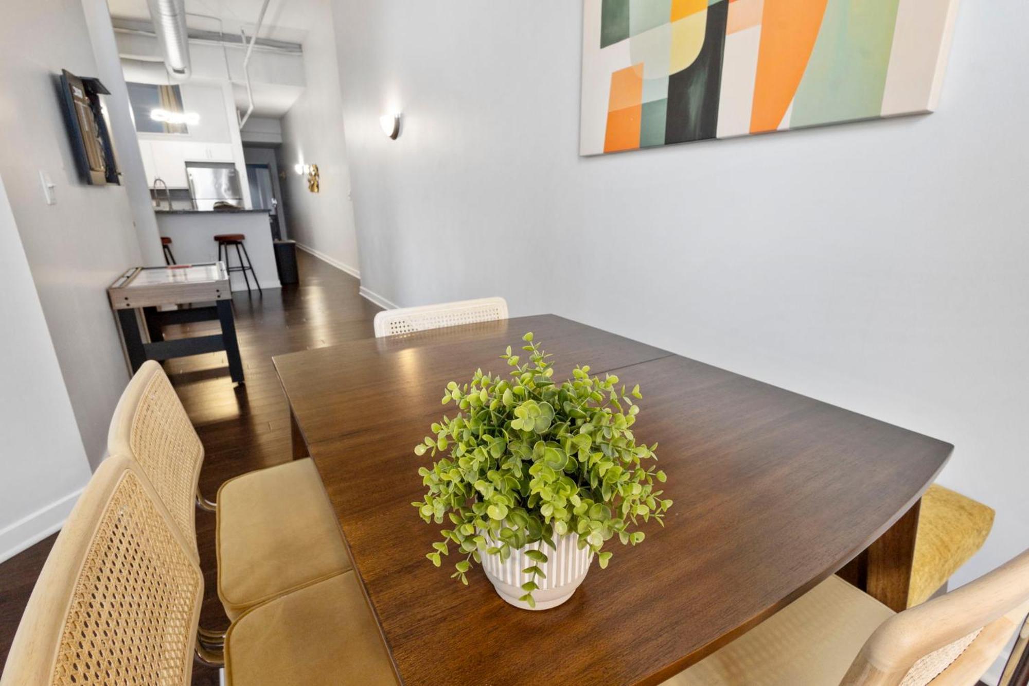 Apartmán Indy Loft - Monument Circle - Sleeps 7 - Convention Walkable Indianapolis Exteriér fotografie