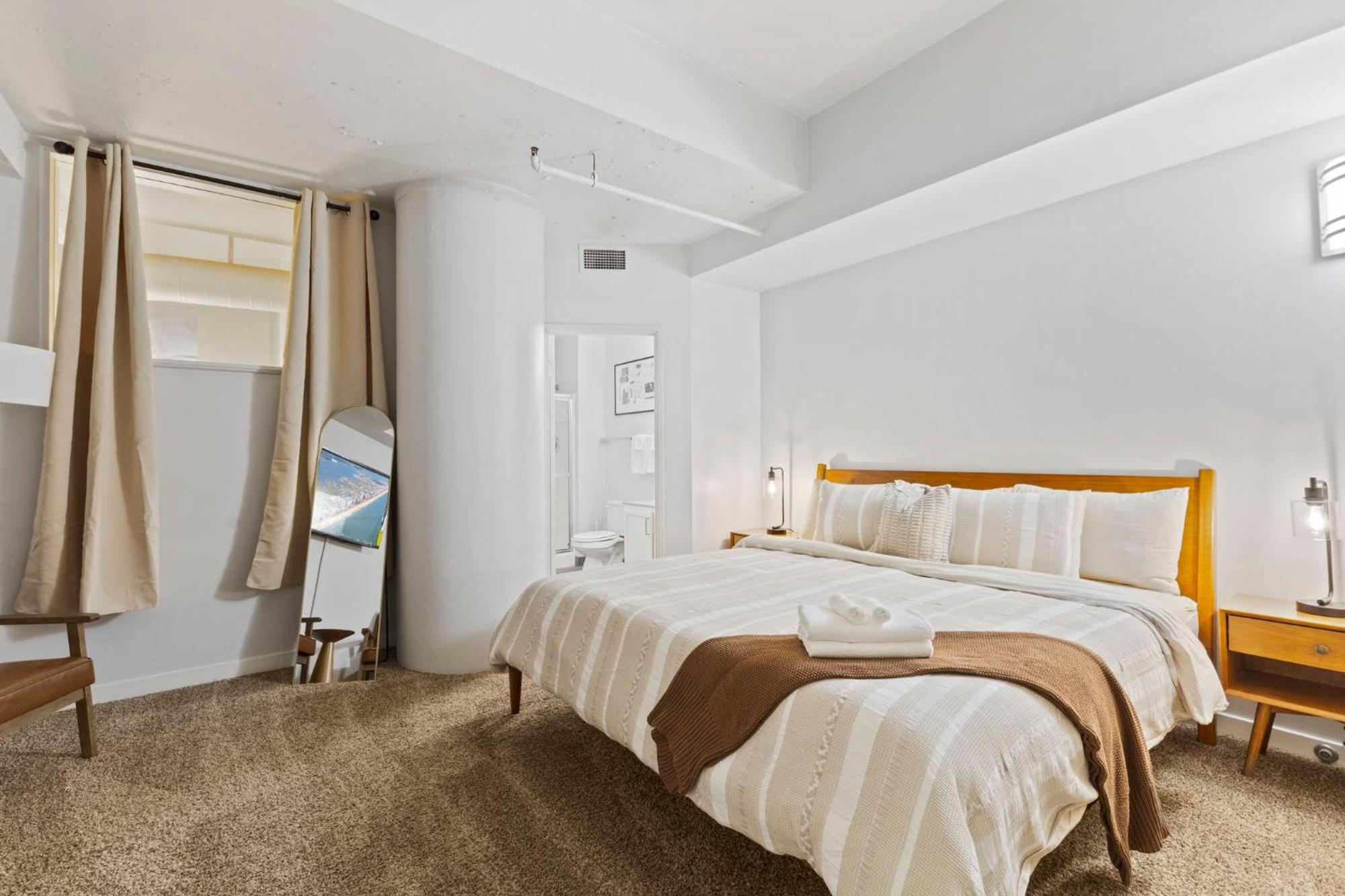 Apartmán Indy Loft - Monument Circle - Sleeps 7 - Convention Walkable Indianapolis Exteriér fotografie