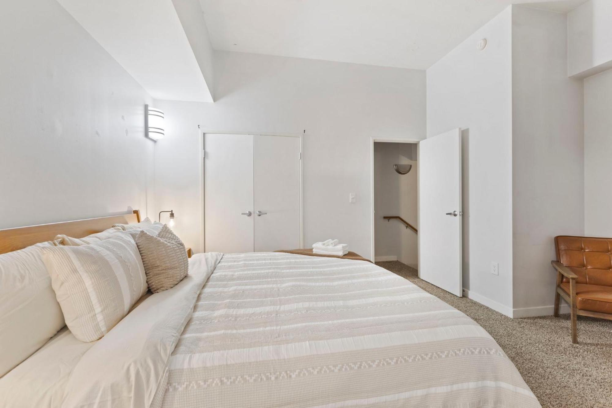 Apartmán Indy Loft - Monument Circle - Sleeps 7 - Convention Walkable Indianapolis Exteriér fotografie